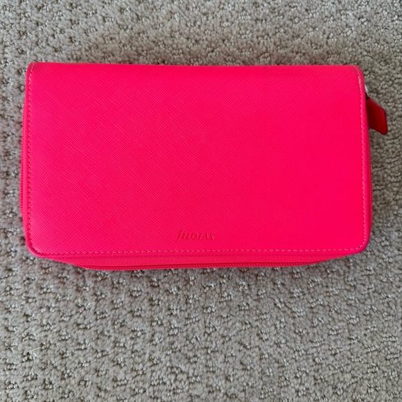 Filofax Saffiano Hot Pink Compact Personal Organizer Planner Money Zip Wallet - Picture 2 of 8